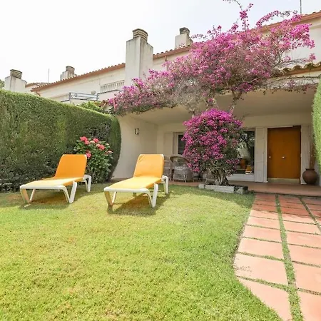 White House In * Palamos